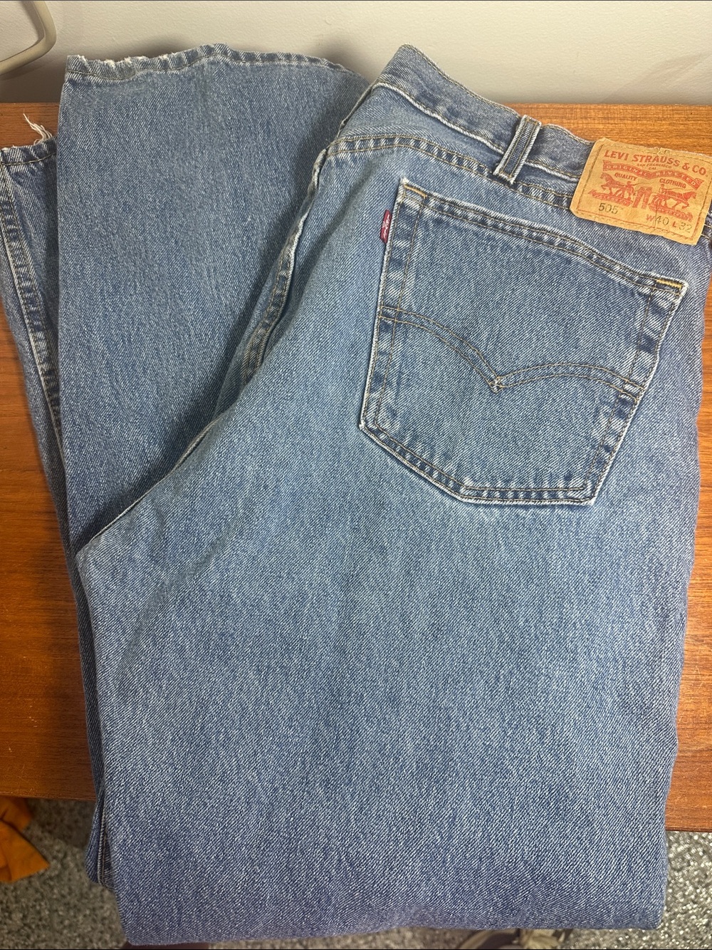 Levi's Men's Light Blue Relaxed Straight Jeans 40x32